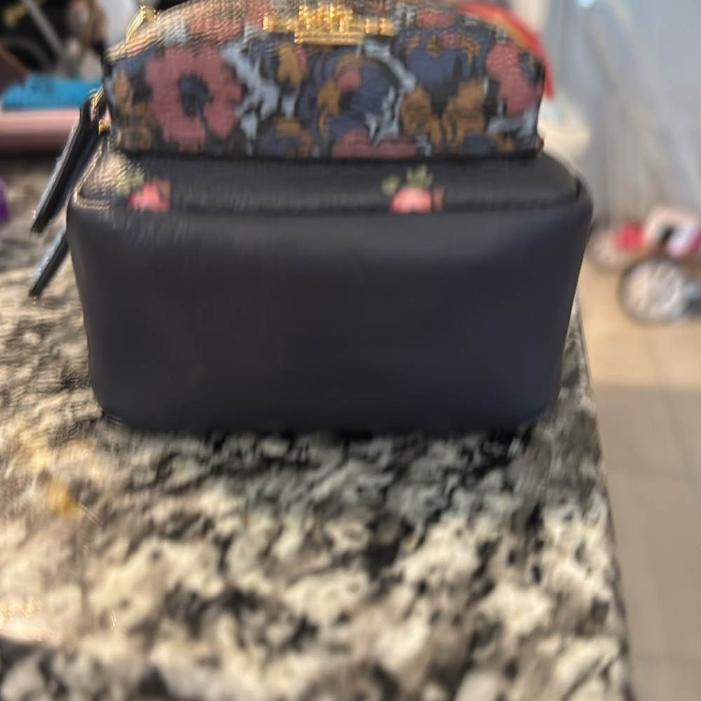 Coach Navy Floral Mini Backpack Key & Card Holder - Picture 7 of 7